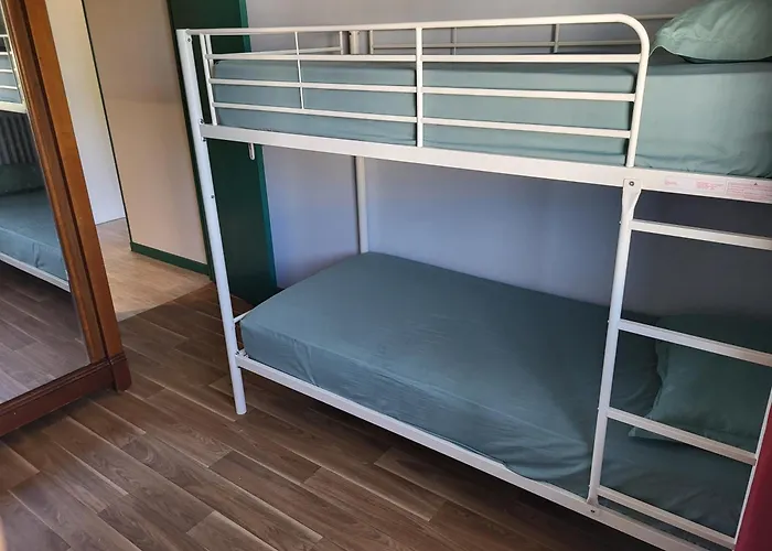 Séjour chez l'habitant Private Room-4 In Hannana Apartment- 2 Min Walk To Tram 12 Min To Train Station 15 Min To Massena Place